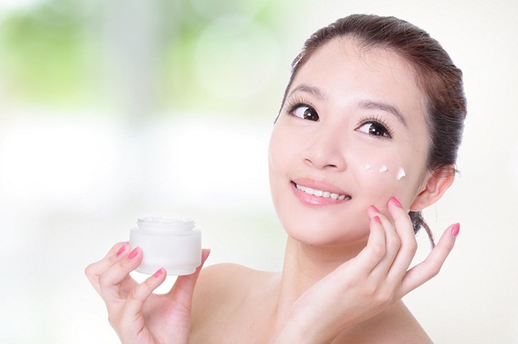 Cách lựa chọn mỹ phẩm chăm sóc da mặt