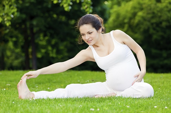 Những lợi ích Yoga mang lại cho phụ nữ mang thai