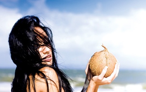 Những bí quyết giúp bạn có thể chăm sóc da bằng dầu dừa