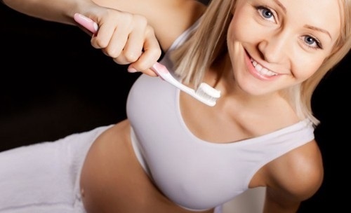 Chăm sóc răng miệng cho phụ nữ mang thai 1