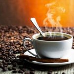 6 dấu hiệu cho thấy bạn đang uống cà phê quá nhiều