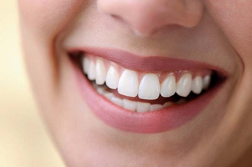 1 bộ răng sứ bao nhiêu tiền là có hàm răng đẹp tự nhiên? 2
