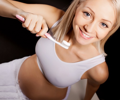 Lưu ý gì để chảy máu chân răng khi mang thai không gây nguy hiểm? 3